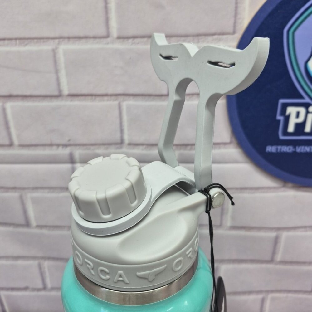 NWT ORCA HYDRA 34 oz Water Bottle Whale Tail Handle Seafoam - Picture 3 of 9